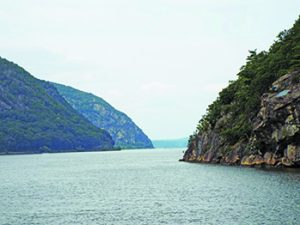 British vessels sail up the Hudson River in 1776